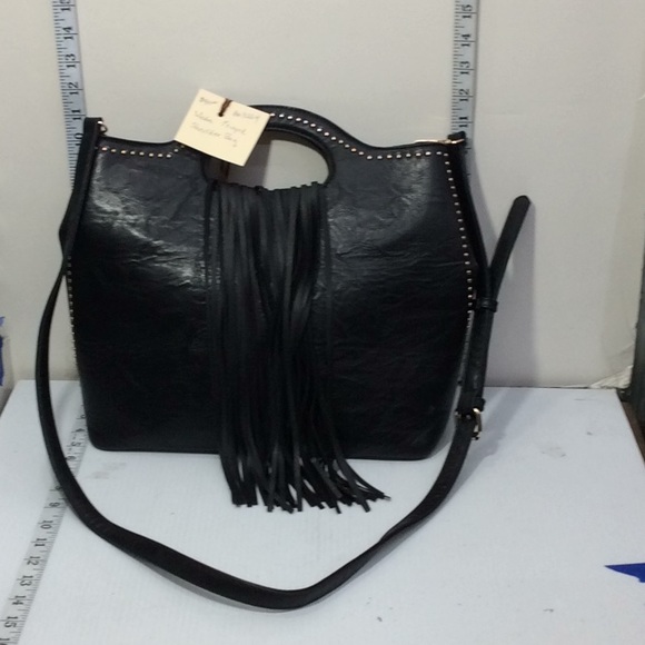 Vieta Fringed Shoulder Bag - Picture 1 of 8